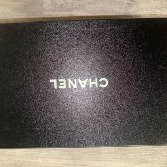 Chanel black and white sneakers - Picture 7 of 8